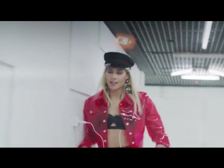 Parshuta Why Julia Rain (the clip, 2017).480 - watch videos online